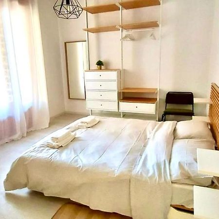 A Quattro Passi Dal Centro Apartment Болоня Екстериор снимка